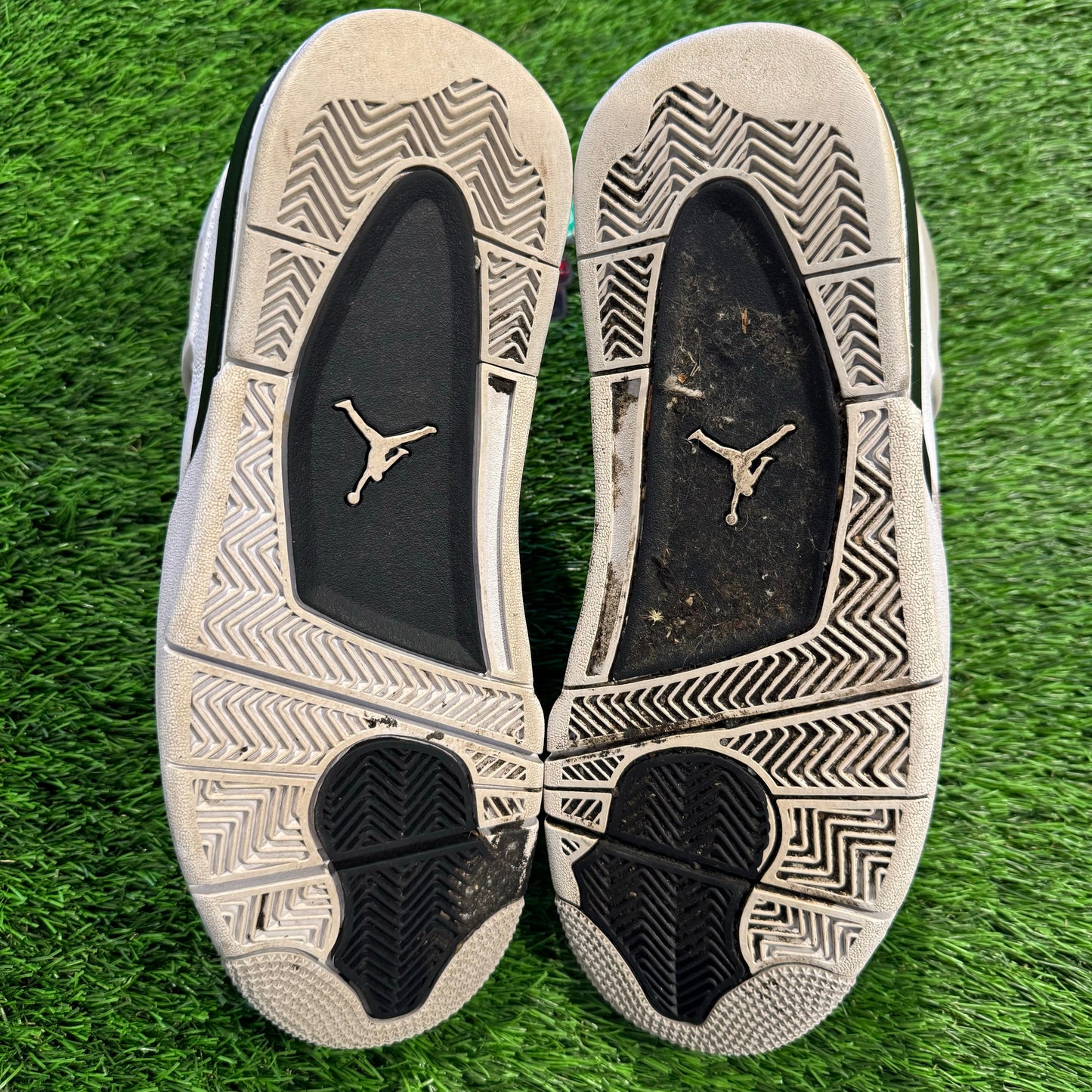 Air Jordan 4 Retro 'Military Black'