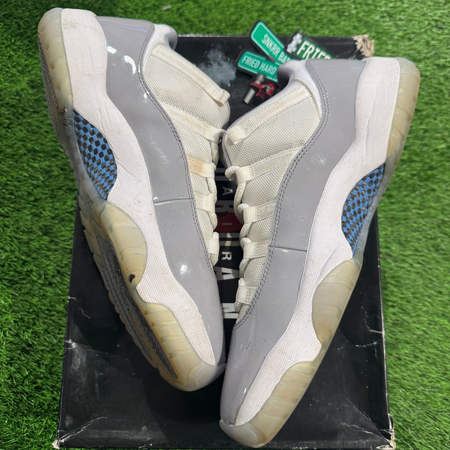 Air Jordan 11 Retro Low 'Cement Grey'