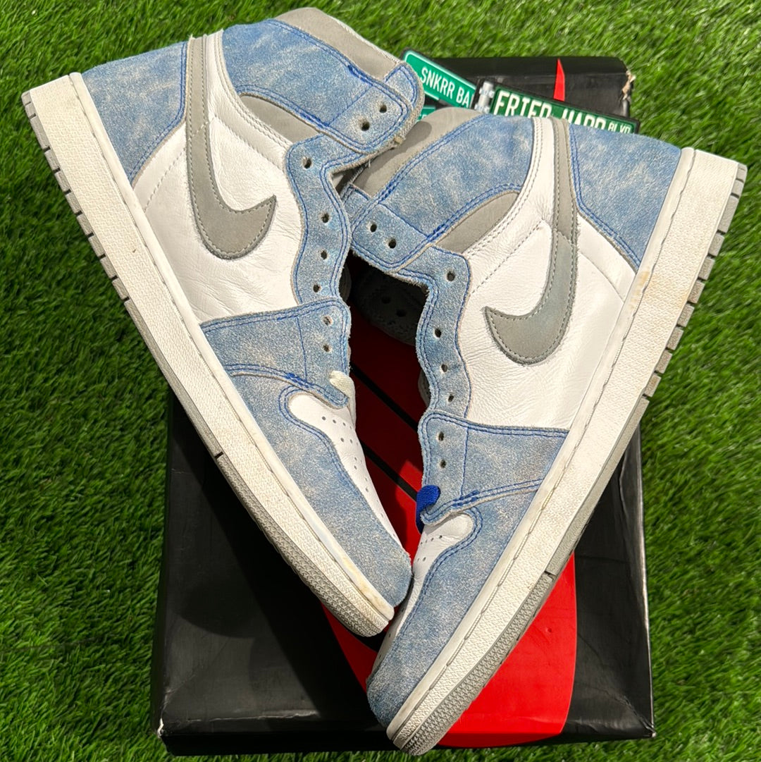 Air Jordan 1 Retro High OG 'Hyper Royal'