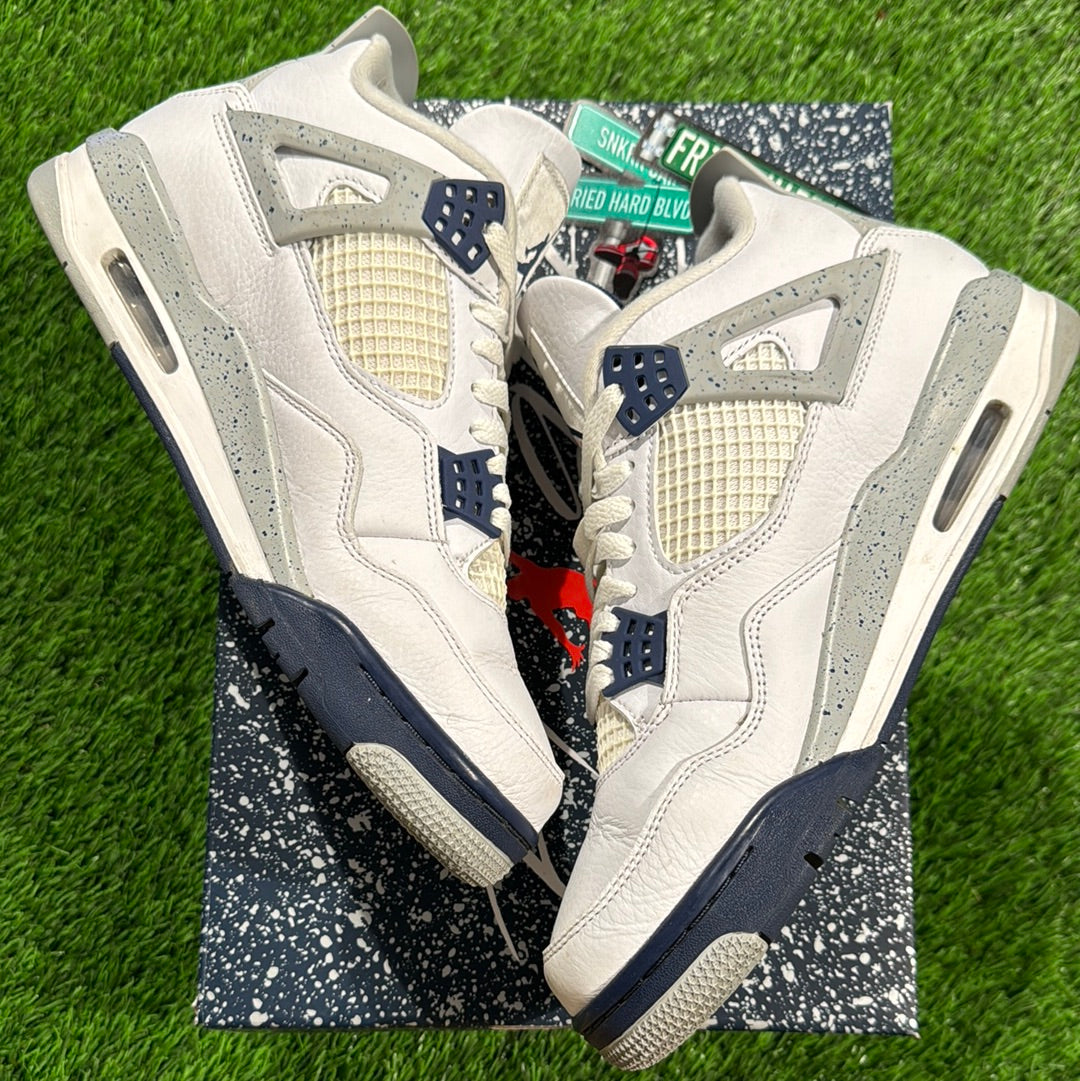 Air Jordan 4 Retro 'Midnight Navy'