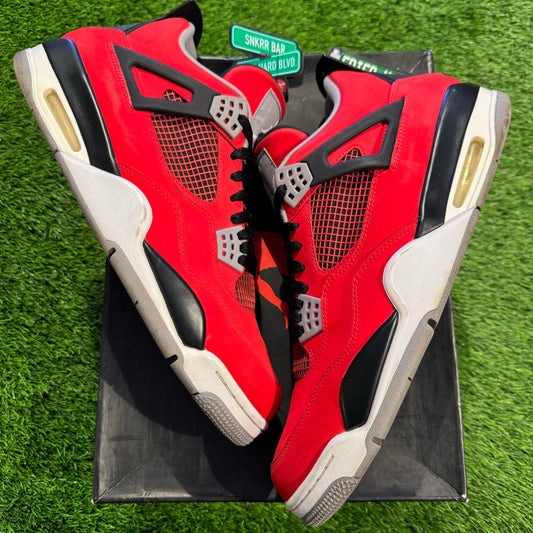 Air Jordan 4 Retro 'Toro Bravo'