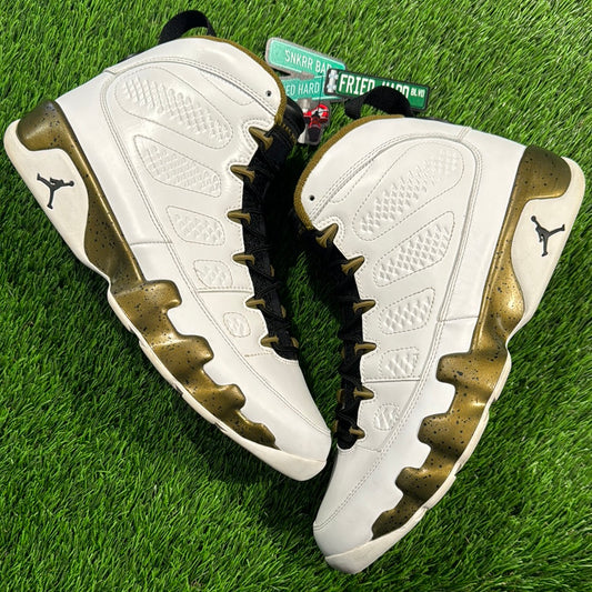 Air Jordan 9 Retro 'Statue'