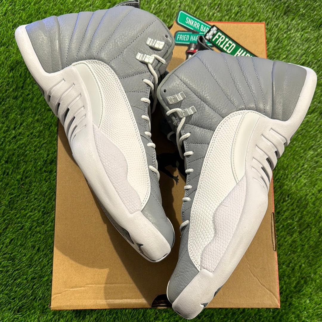 Air Jordan 12 Retro 'Stealth'