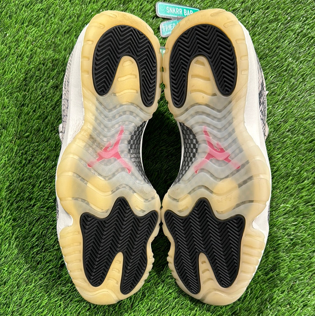 Air Jordan 11 Retro Low 'Light Bone Snakeskin'