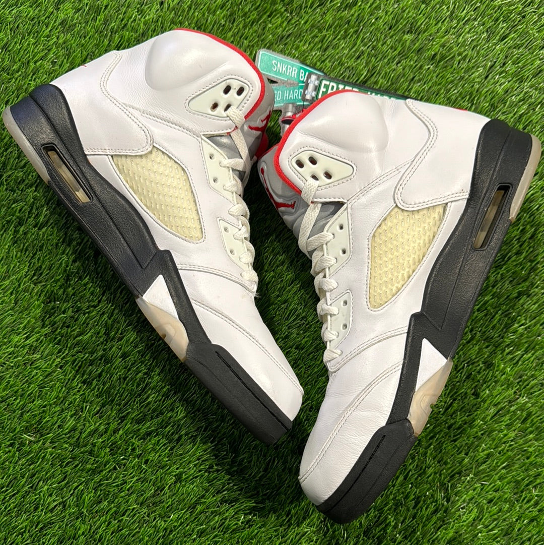 Air Jordan 5 Retro 'Fire Red' 2020