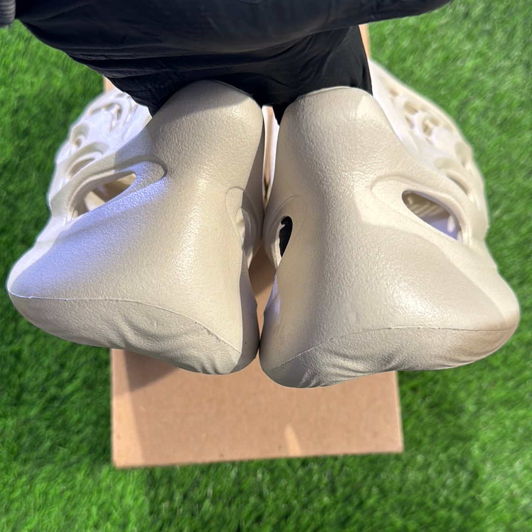 Yeezy Foam Runner 'Sand'