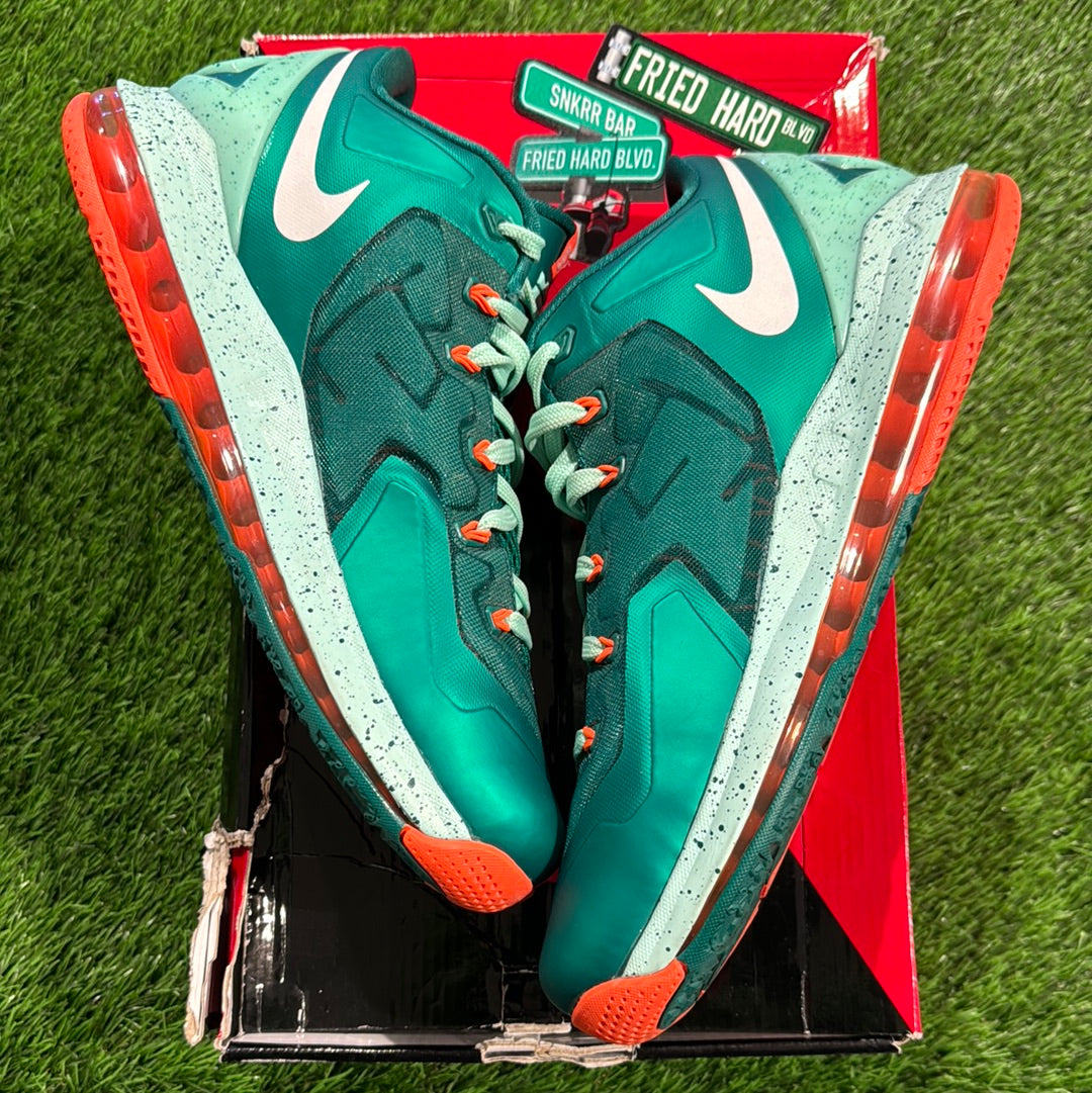 Max LeBron 11 Low 'Biscayne'