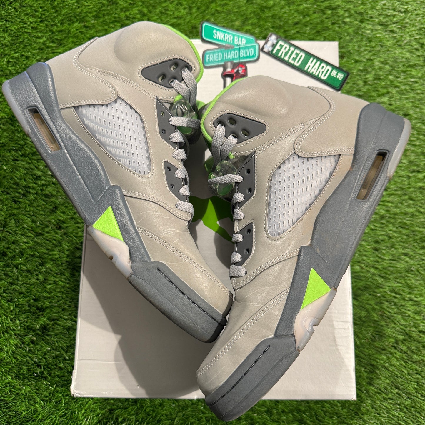 Air Jordan 5 Retro 'Green Bean' 2022