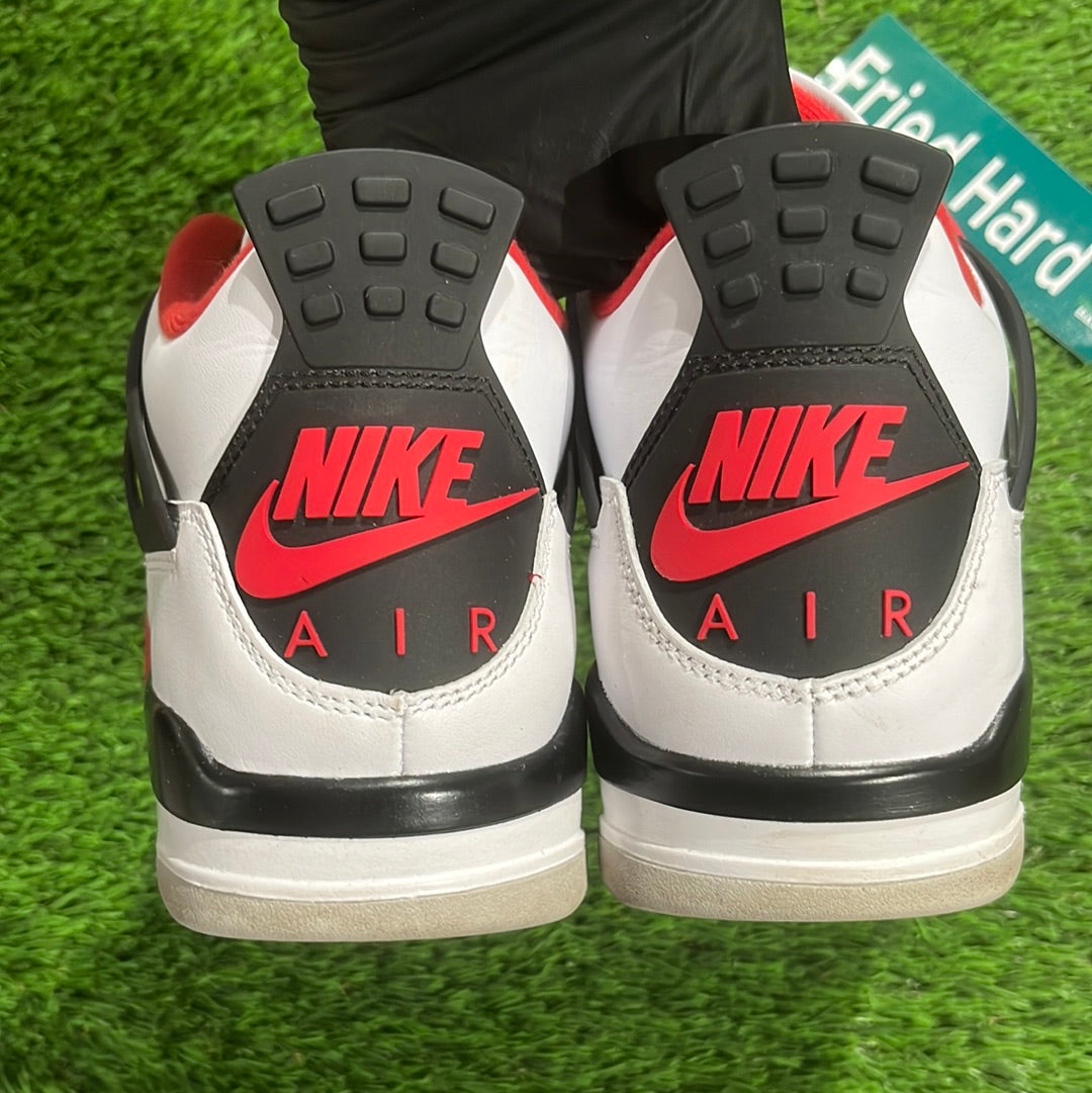 Air Jordan 4 Retro OG 'Fire Red' 2020