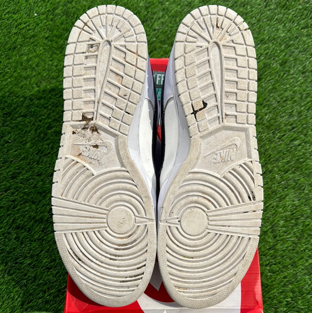 Dunk Low 'Reverse Panda'