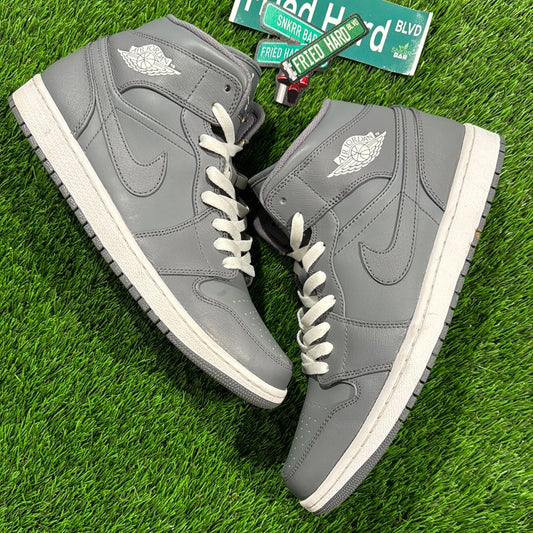 Air Jordan 1 Mid 'Grey White'