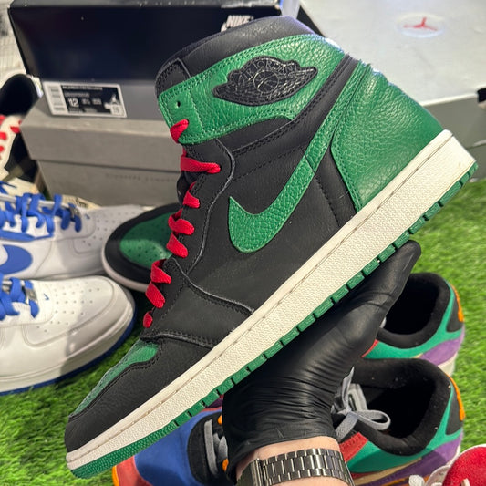 Air Jordan 1 Retro High OG 'Pine Green 2.0'