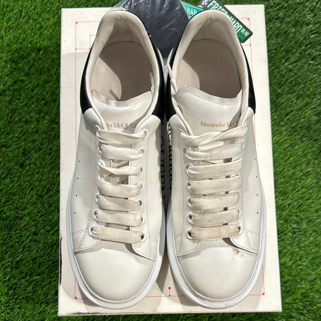 Alexander McQueen Wmns Oversized Sneaker 'White Black' 2019