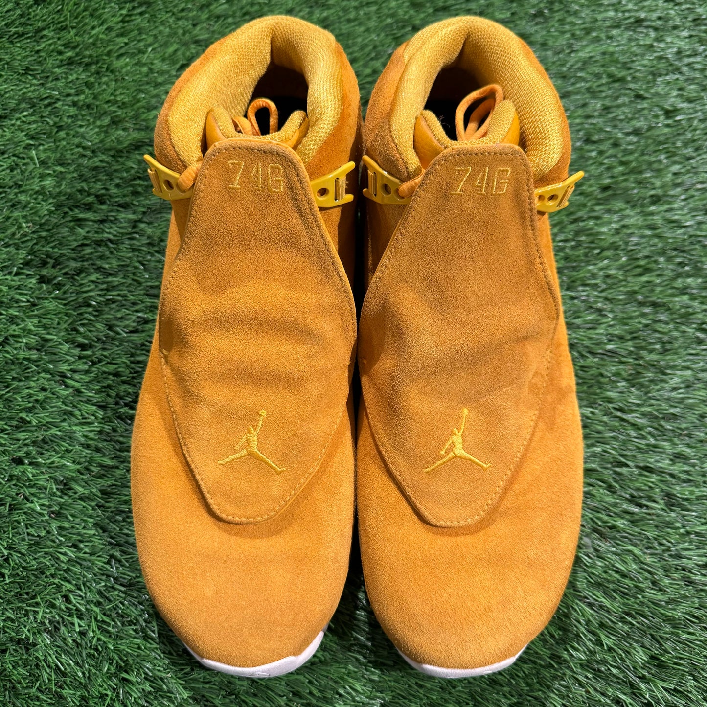 Air Jordan 18 Retro 'Yellow Suede'