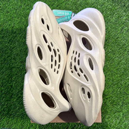 Yeezy Foam Runner 'Sand'