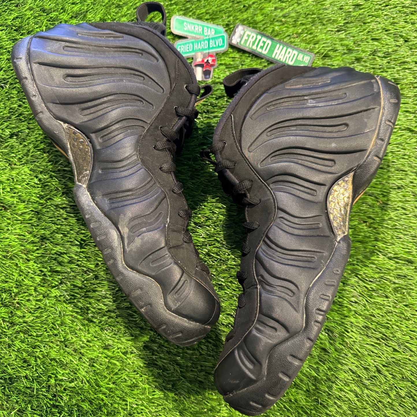 Air Foamposite Pro 'Black Metallic Gold'