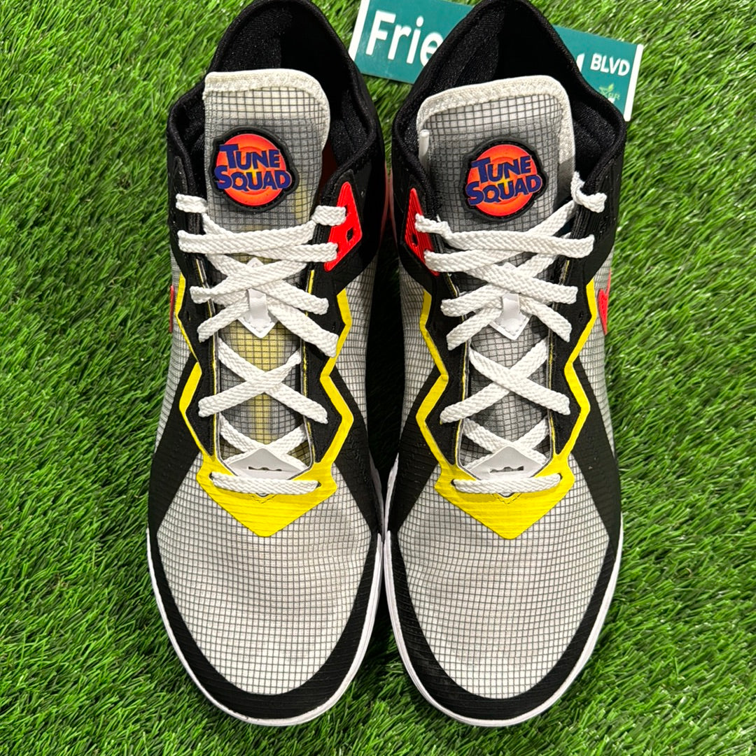 Space Jam x LeBron 18 Low 'Sylvester x Tweety'