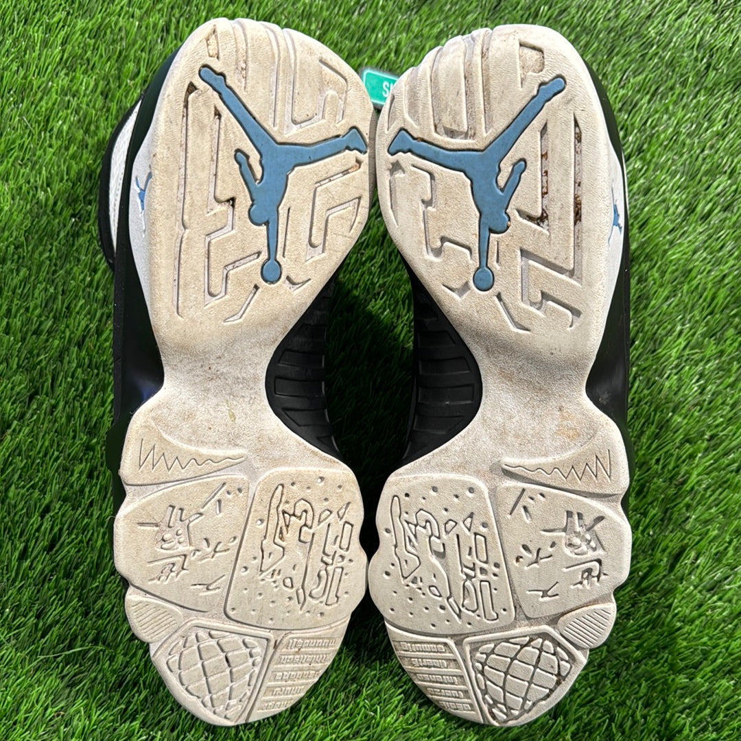 Air Jordan 9 Retro 'University Blue'