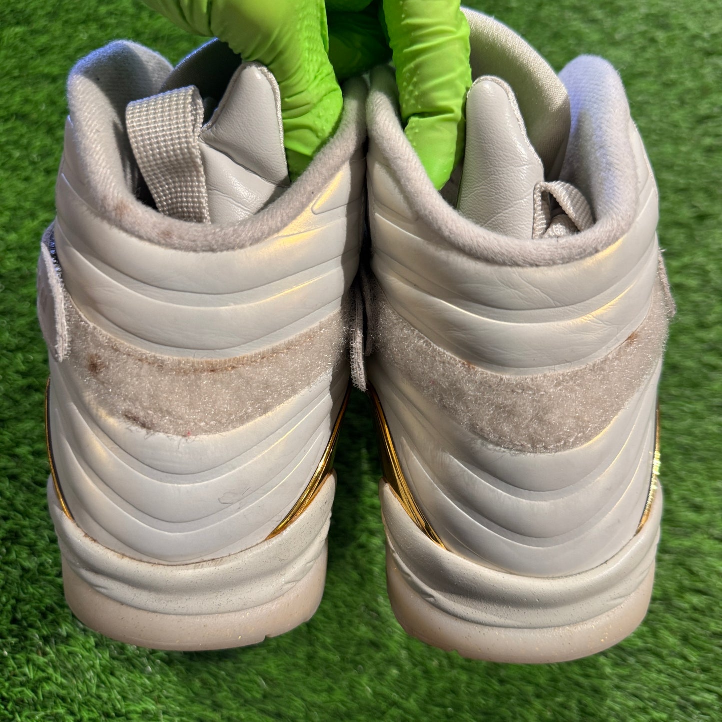 Air Jordan 8 Retro C&C 'Trophy'