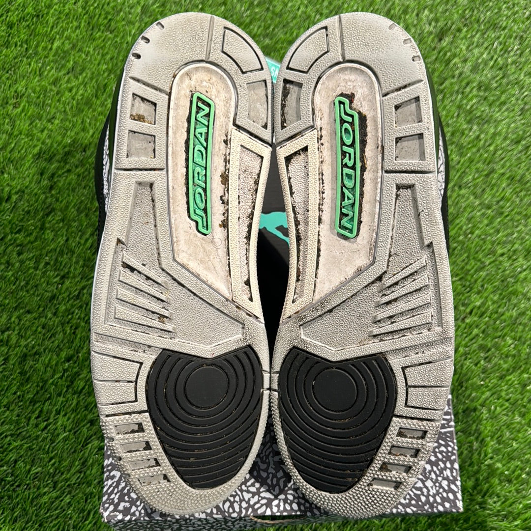 Air Jordan 3 Retro 'Green Glow'