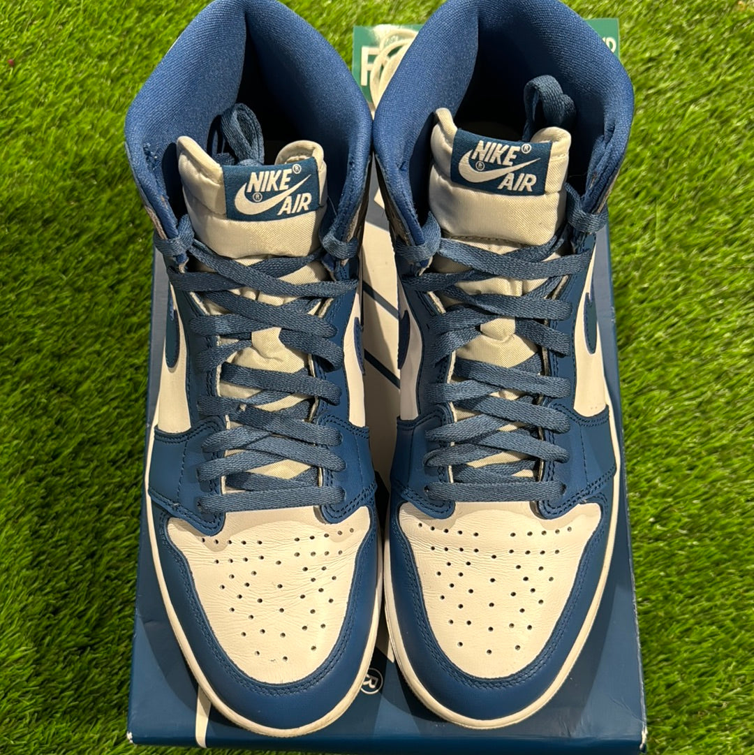 Air Jordan 1 Retro High OG 'True Blue'