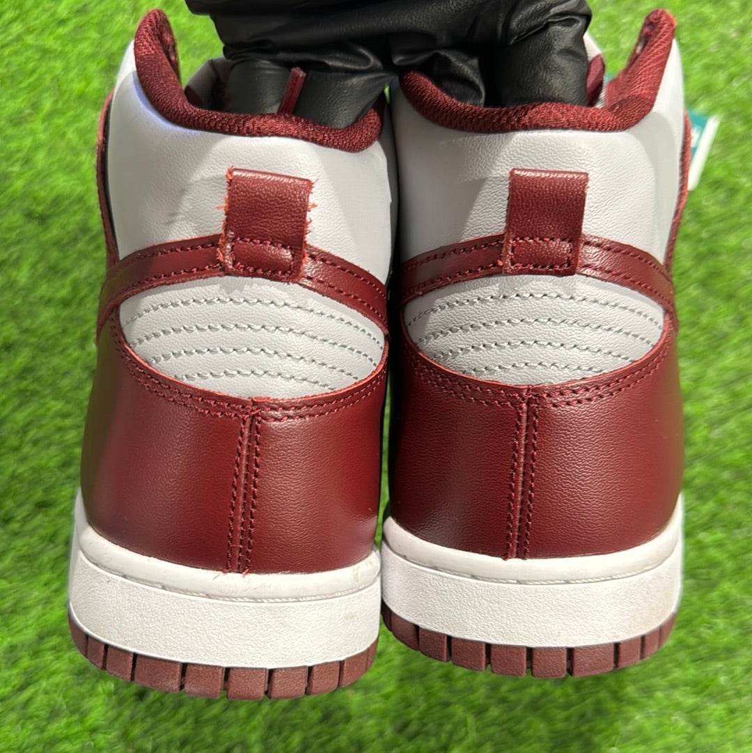 Dunk High 'Dark Beetroot'