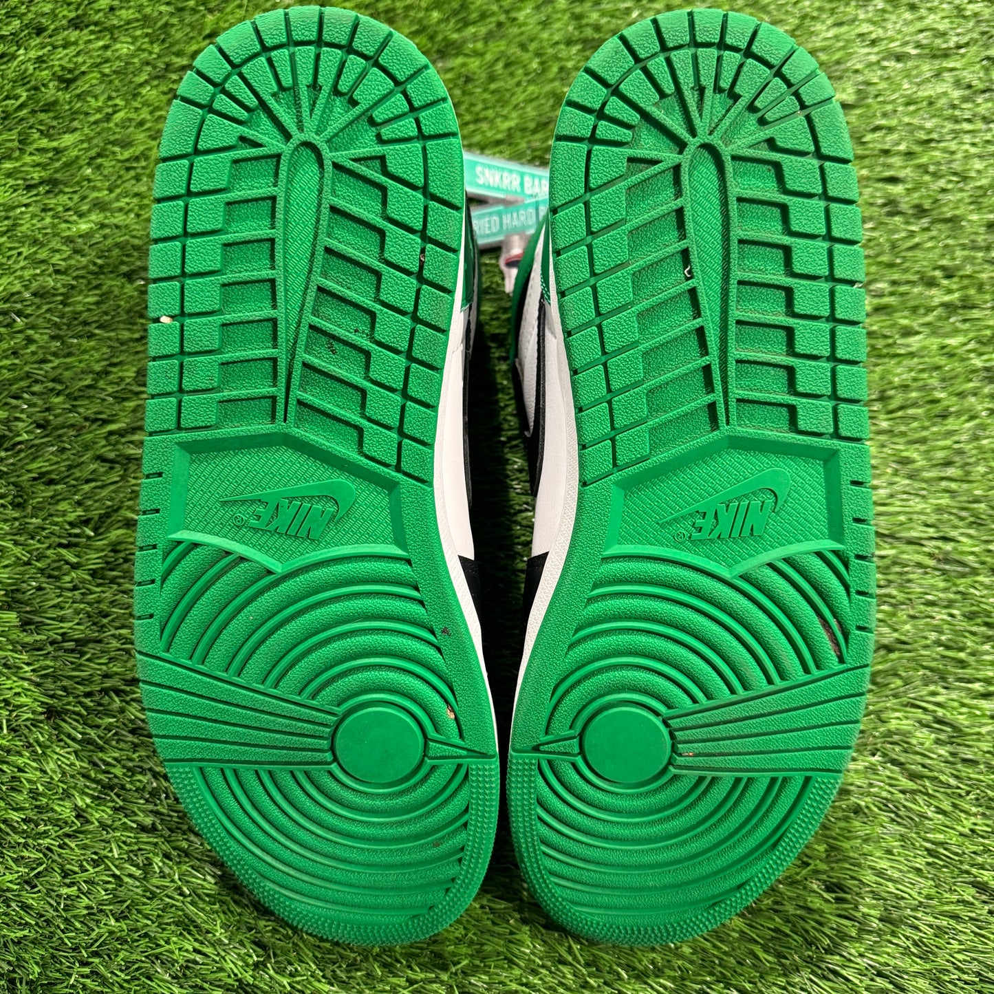 Air Jordan 1 Retro High OG 'Lucky Green'