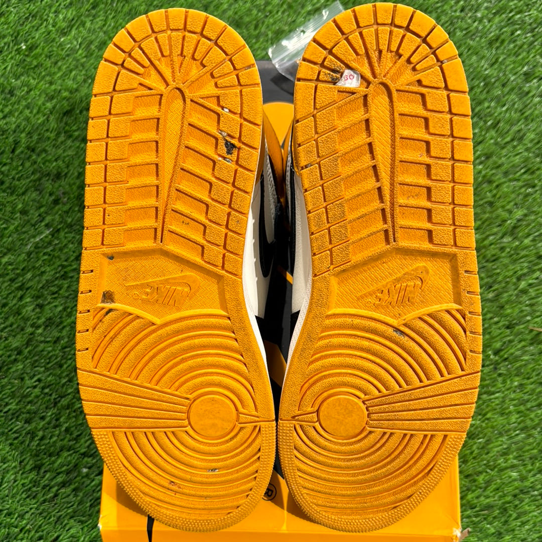 Air Jordan 1 Retro High OG 'Yellow Toe'
