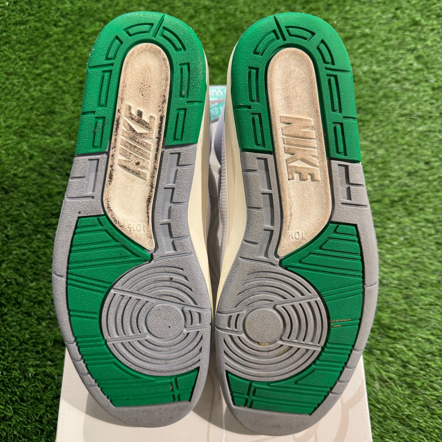 Air Jordan 2 Retro 'Lucky Green'