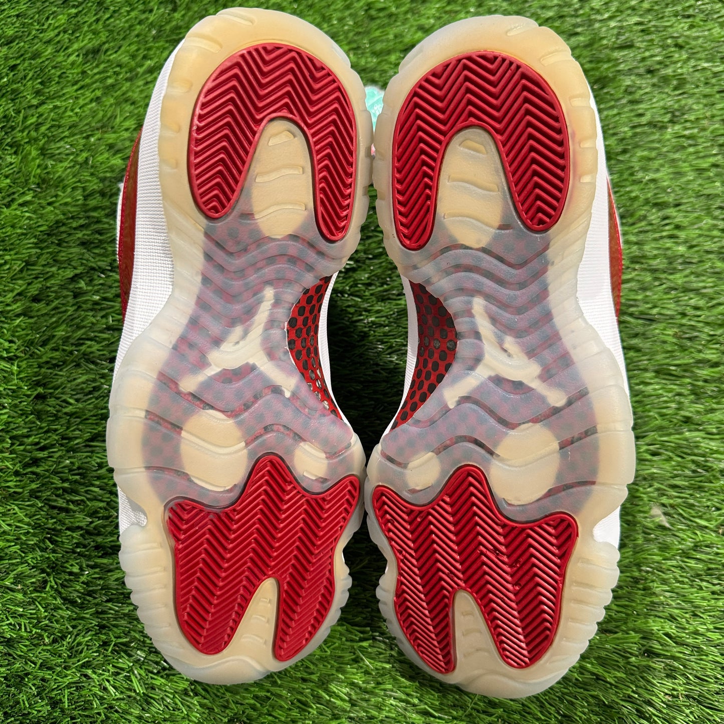 Air Jordan 11 Retro 'Cherry'