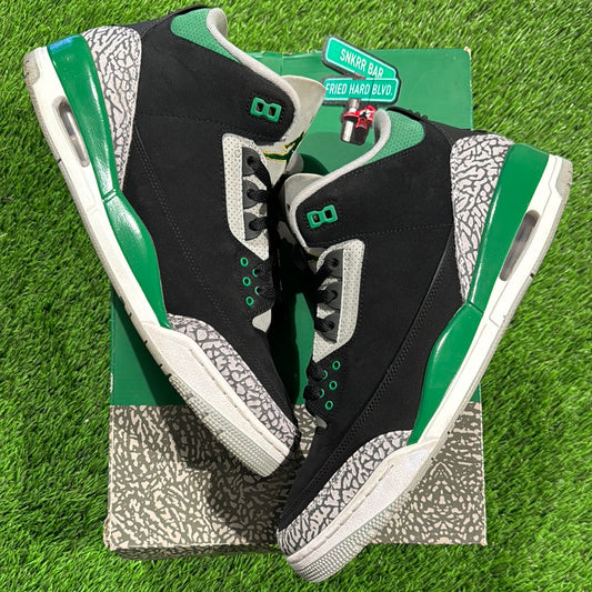 Air Jordan 3 Retro 'Pine Green'