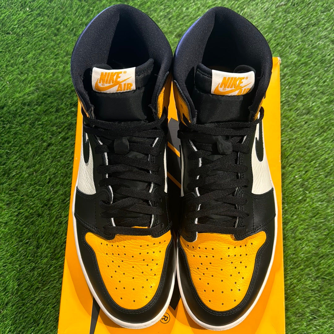 Air Jordan 1 Retro High OG 'Yellow Toe'