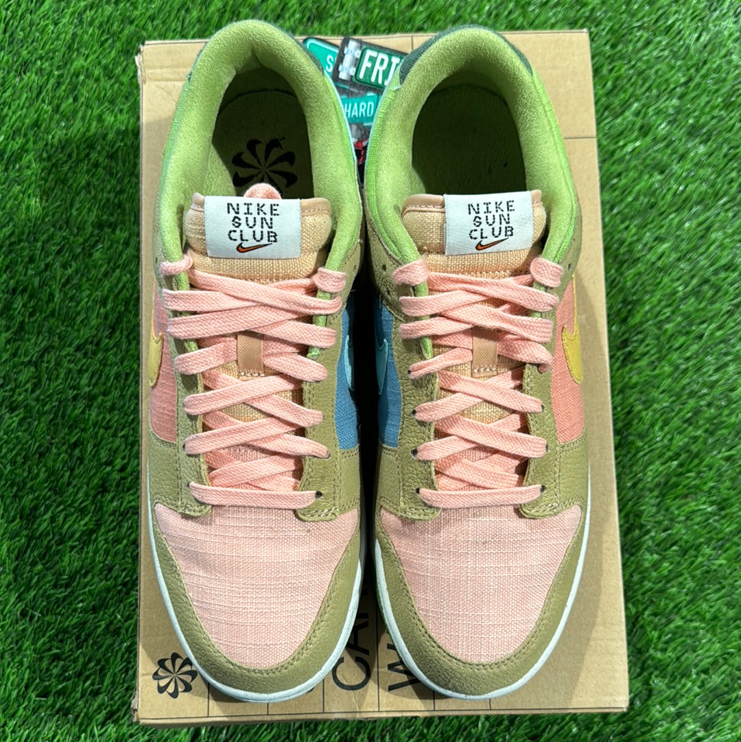Dunk Low 'Sun Club - Arctic Orange Sanded Gold'