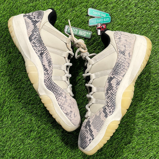 Air Jordan 11 Retro Low 'Light Bone Snakeskin'