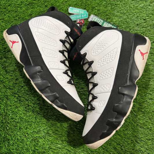 Air Jordan 9 Retro OG 'Space Jam' 2016