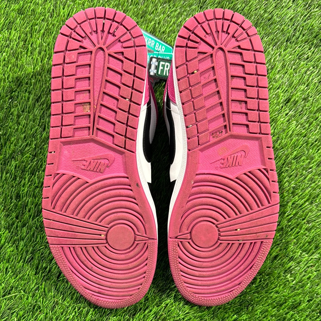 Air Jordan 1 Low SE 'Fuchsia'