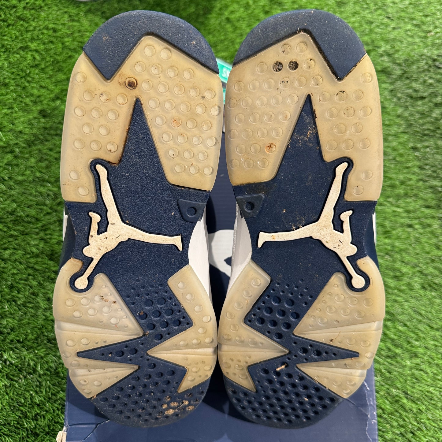 Air Jordan 6 Retro 'Midnight Navy' 2022