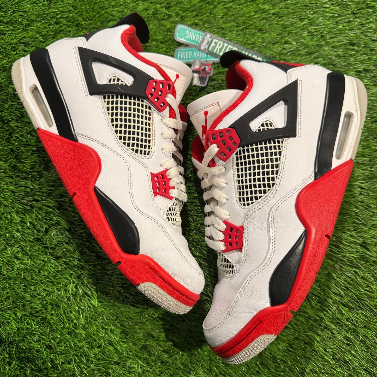 Air Jordan 4 Retro OG 'Fire Red' 2020