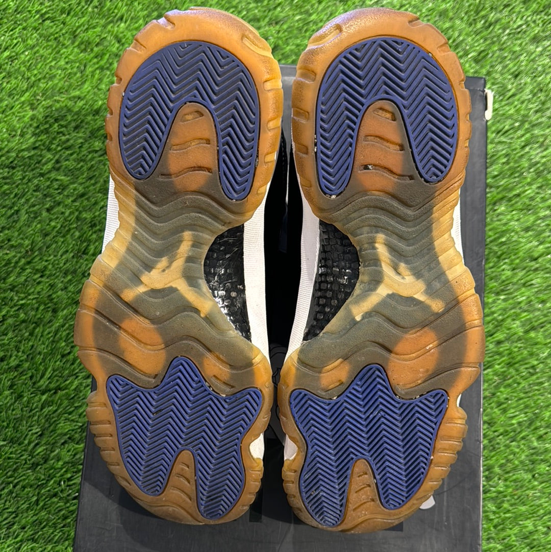 Air Jordan 11 Retro 'Space Jam' 2016