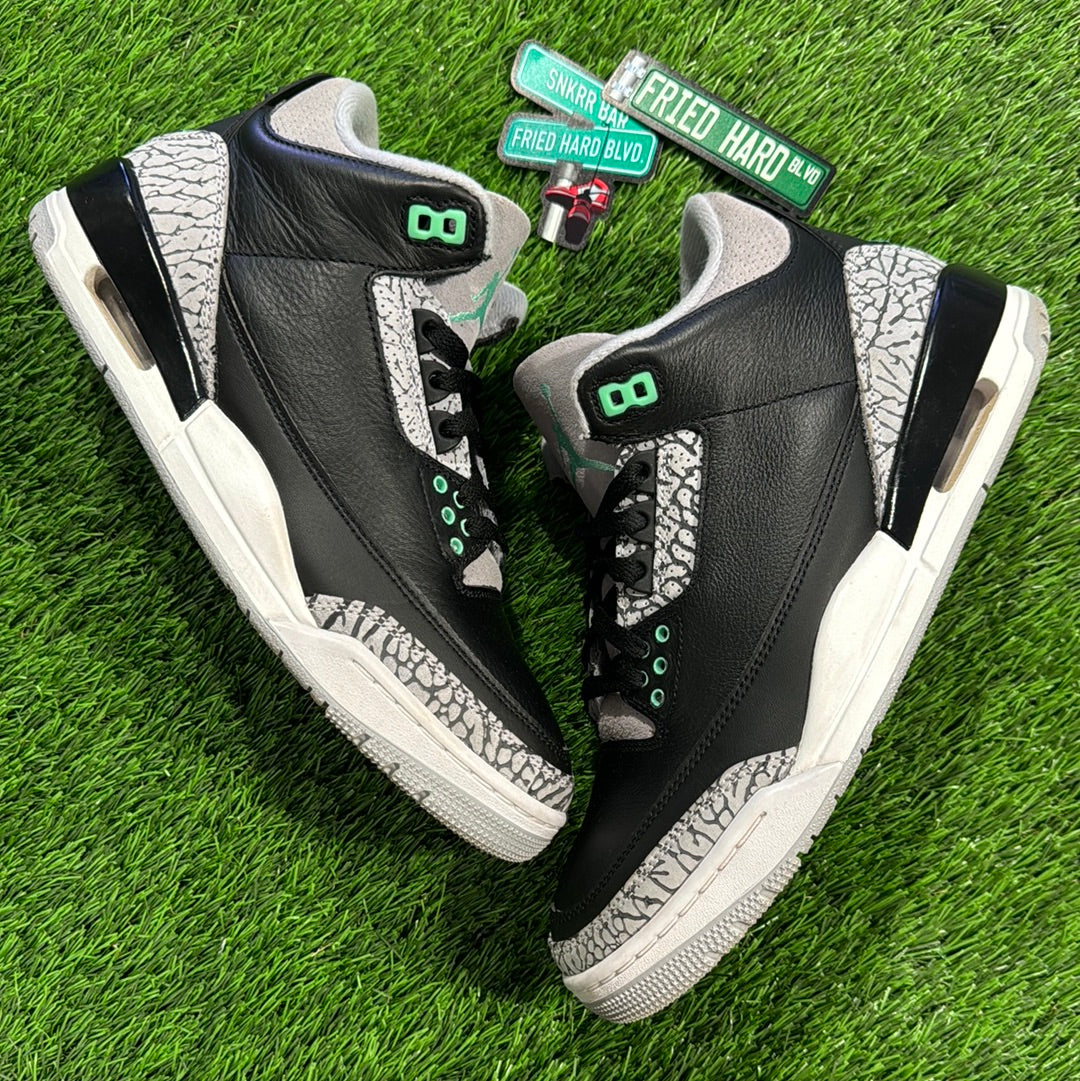 Air Jordan 3 Retro 'Green Glow'