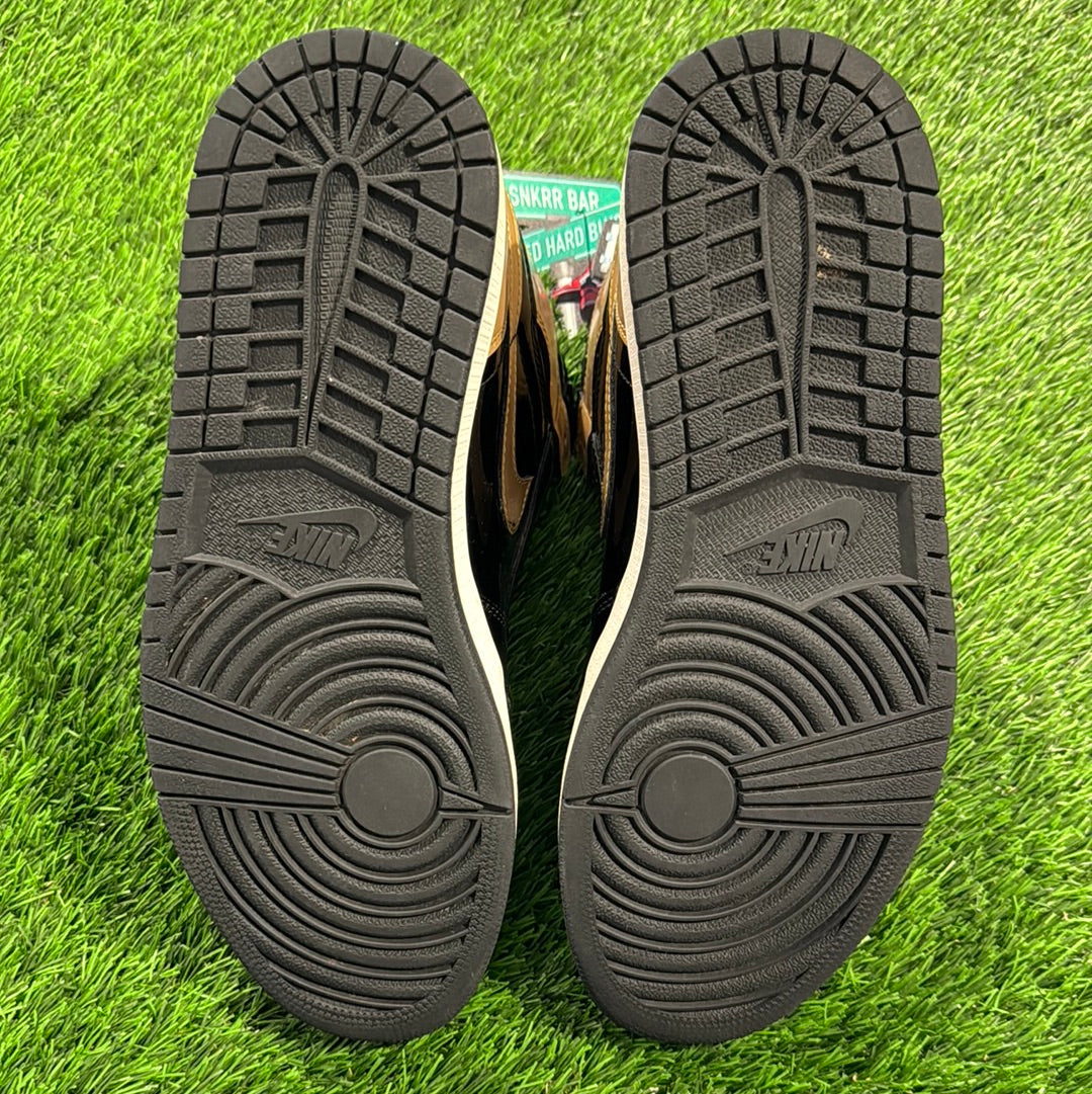 Air Jordan 1 Retro High OG NRG 'Gold Toe'