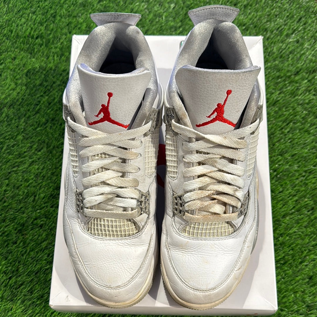 Air Jordan 4 Retro 'White Oreo'