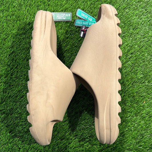 Yeezy Slides 'Pure' 2021 Re-Release