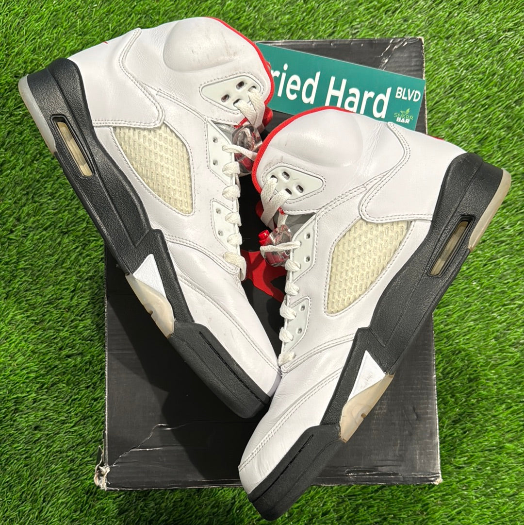 Air Jordan 5 Retro 'Fire Red' 2020