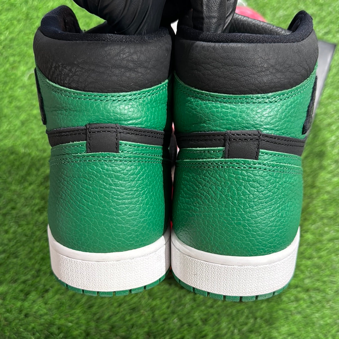 Air Jordan 1 Retro High OG 'Pine Green 2.0'