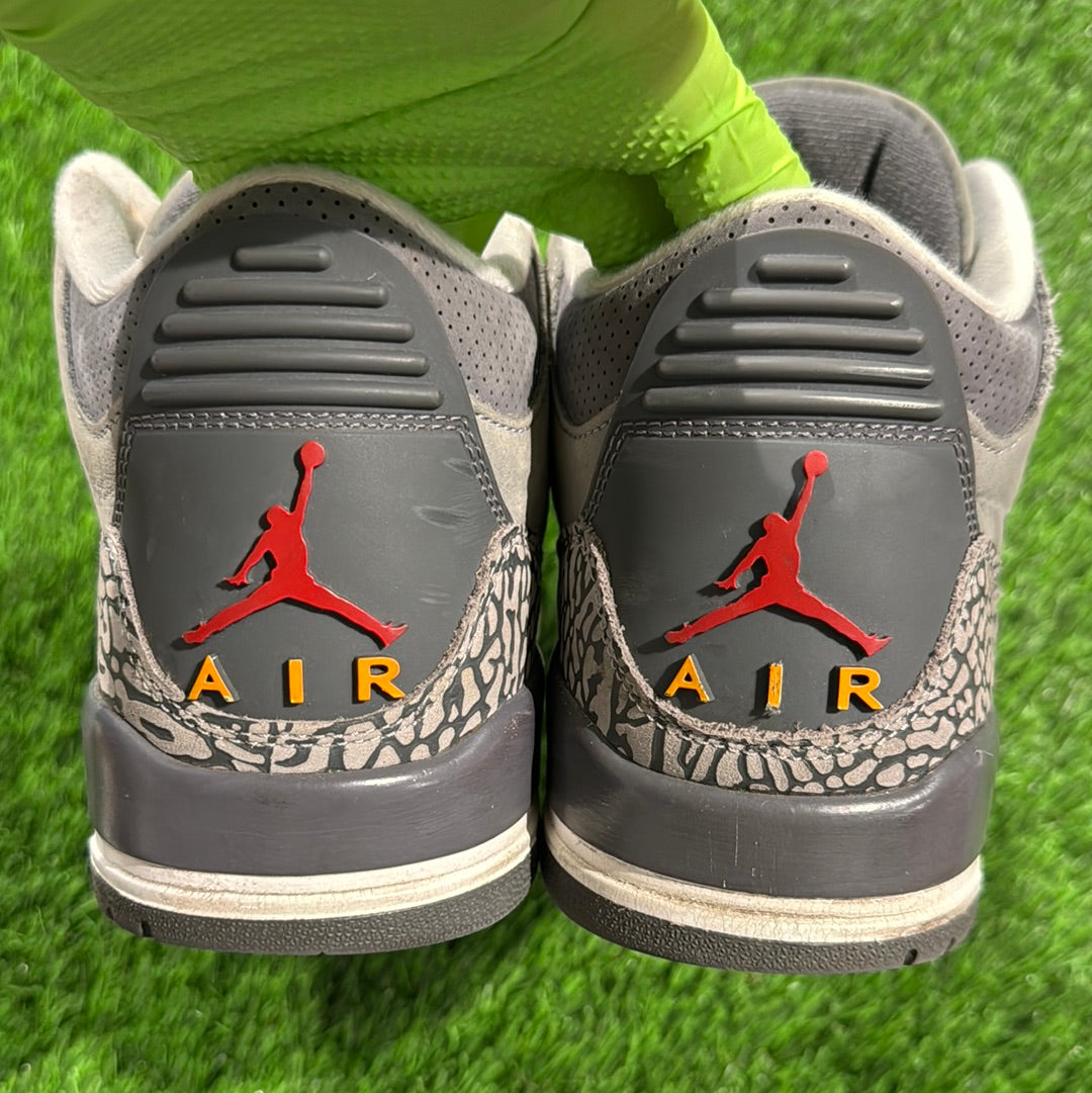 Air Jordan 3 Retro 'Cool Grey' 2021