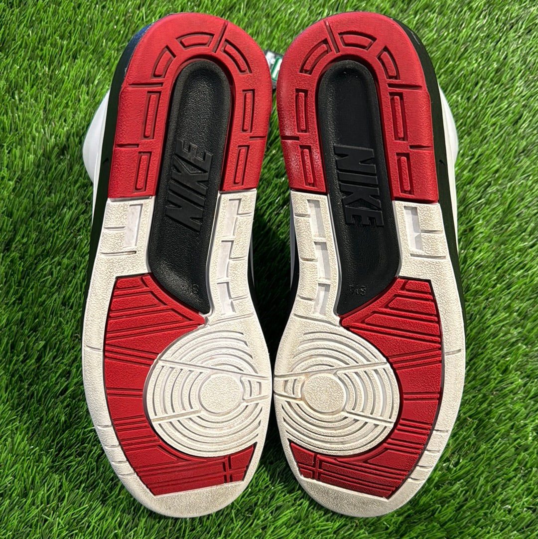 Air Jordan 2 Retro 'Chicago' 2022