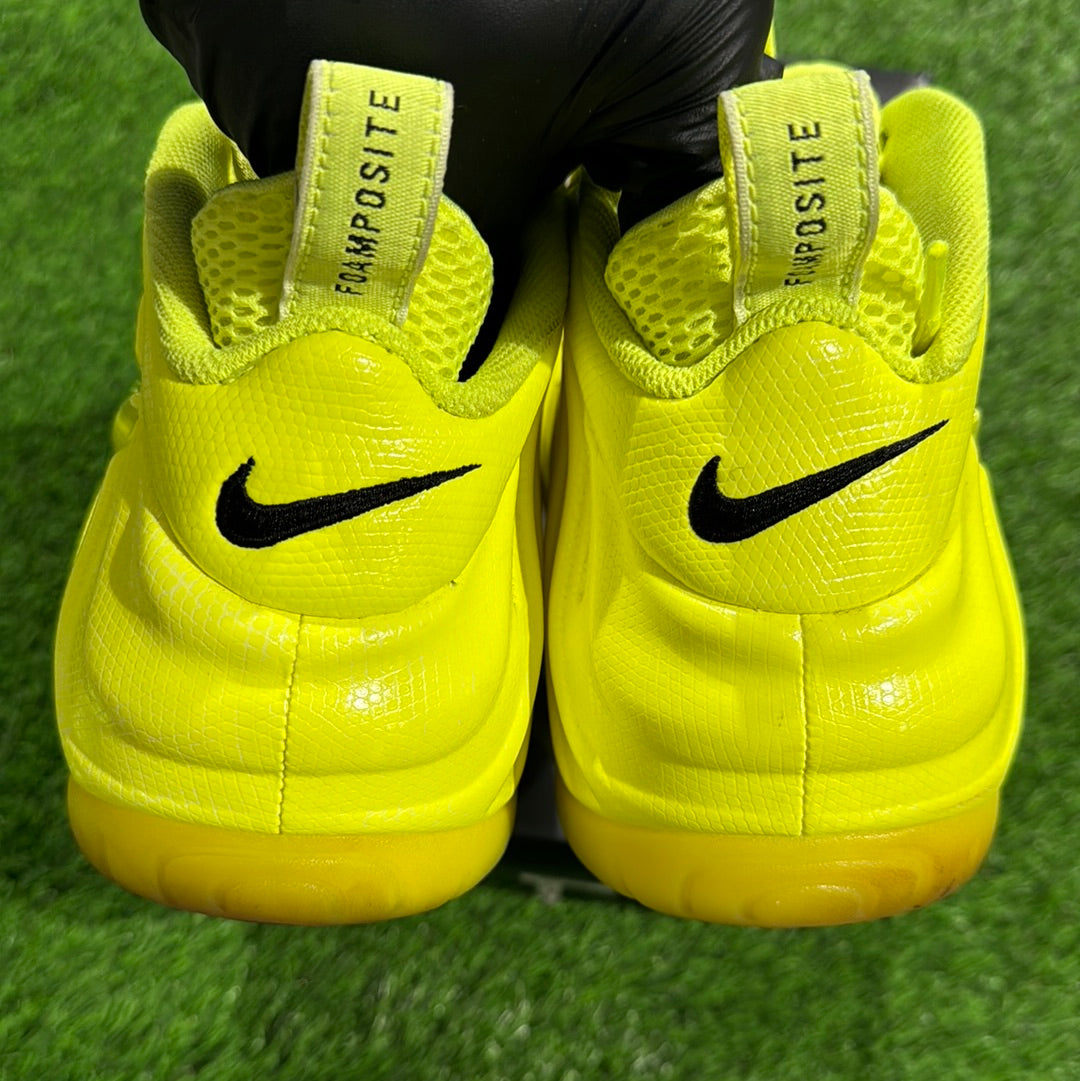 Air Foamposite Pro 'Volt' 2021