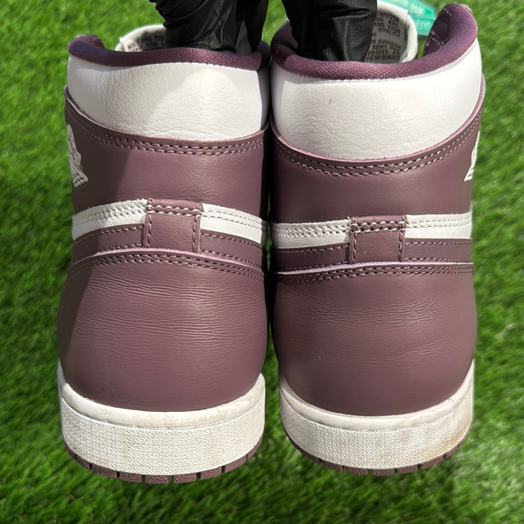 Air Jordan 1 Retro High OG 'Mauve'
