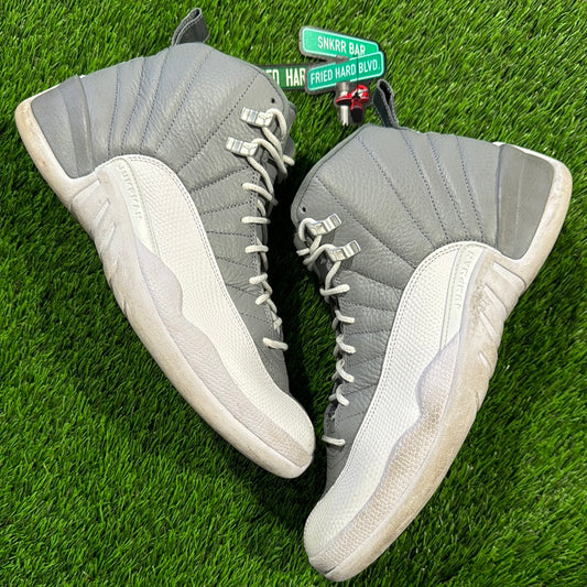 Air Jordan 12 Retro 'Stealth'